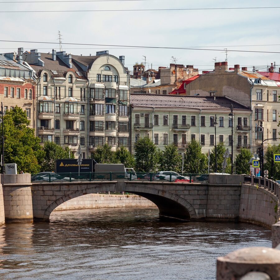 Петроградская сторона