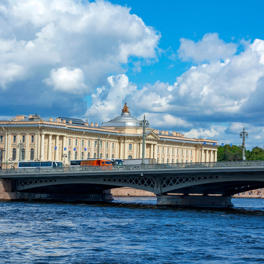 Благовещенский мост